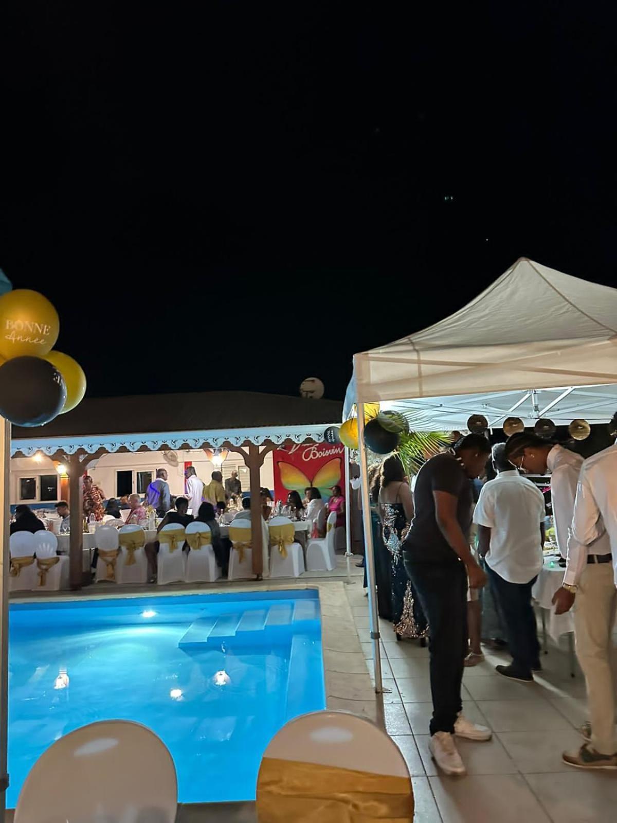 Les Villas De Boisvin Le Moule Dış mekan fotoğraf